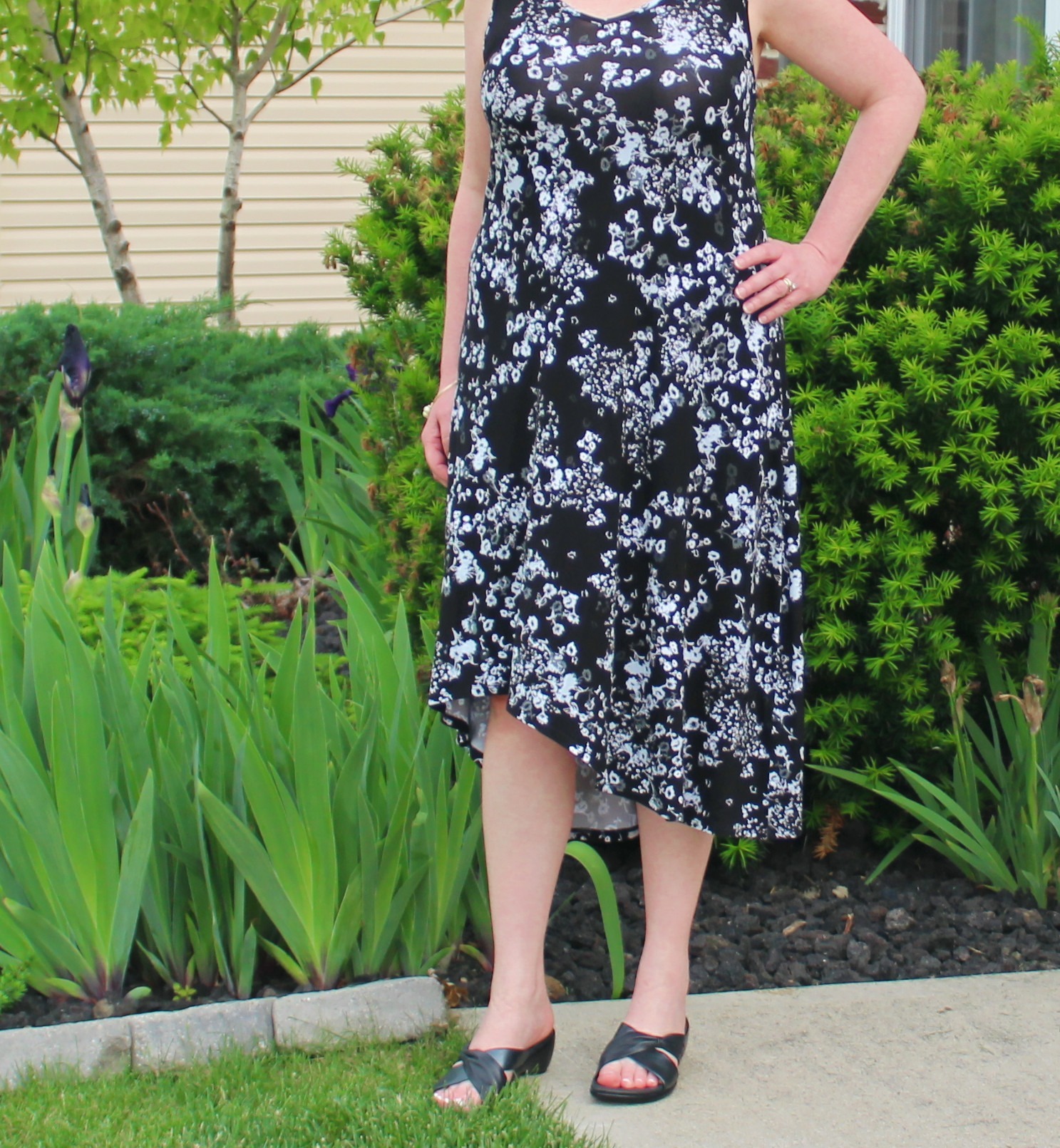 Blac And White Sun Dress With Black Slides