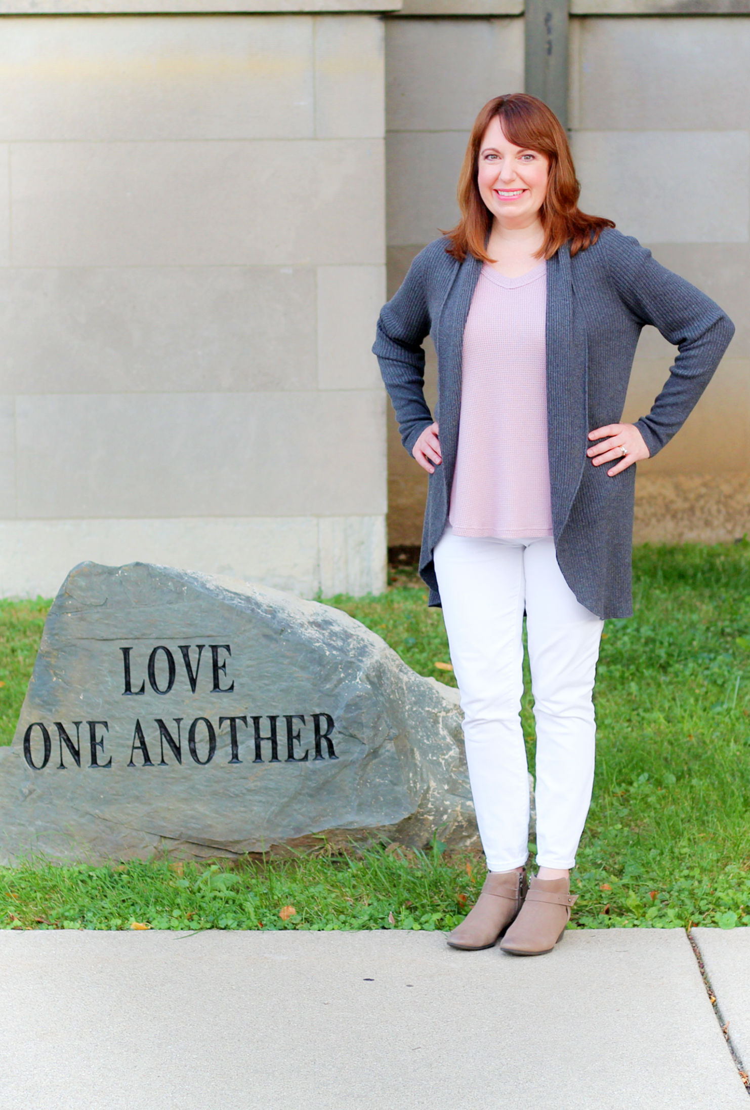 #falloutfit #pink&gray #fashionover40