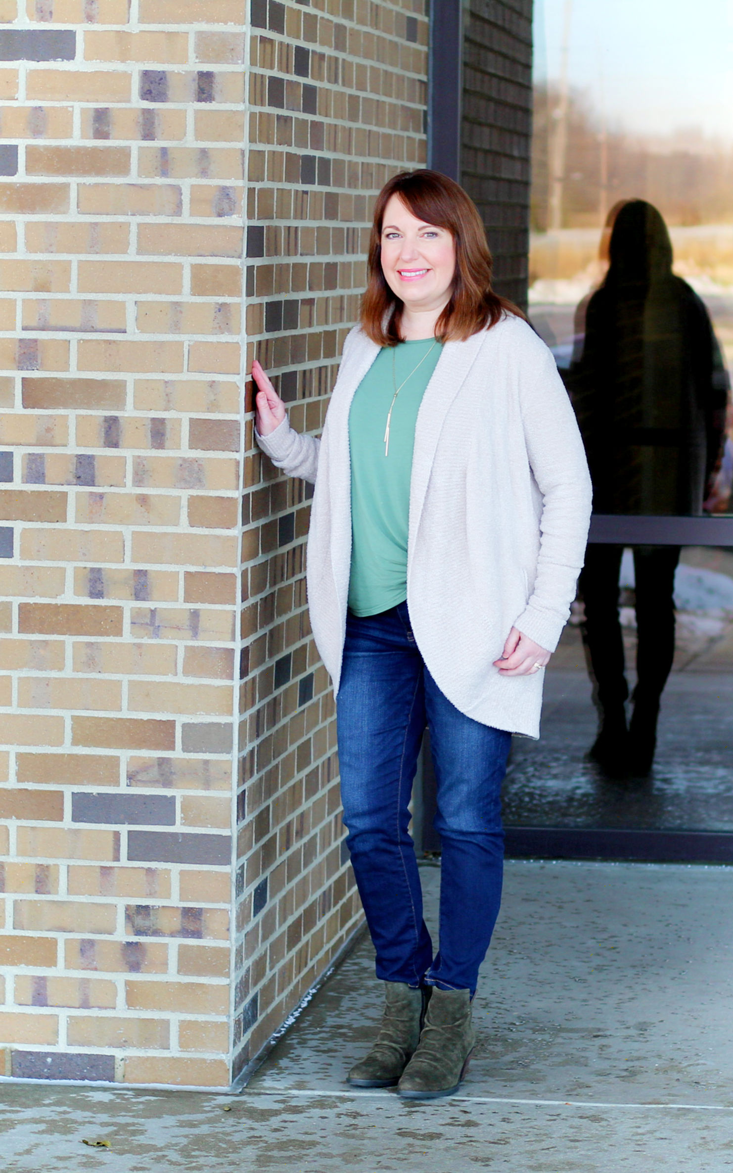 Barefoot Dreams Sweater & Articles Of Society Jeans