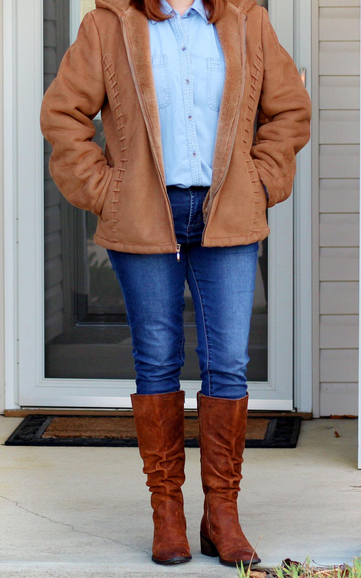 I've had this Liz Claiborne coat for 10 or more years, it is the best coat I've ever had! #wintercoat #coat #fashionblogger #styleblogger