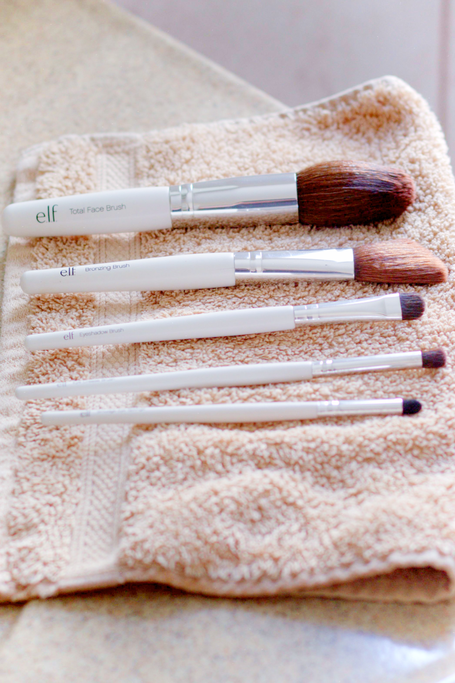 How to Clean Your Makeup Brushes